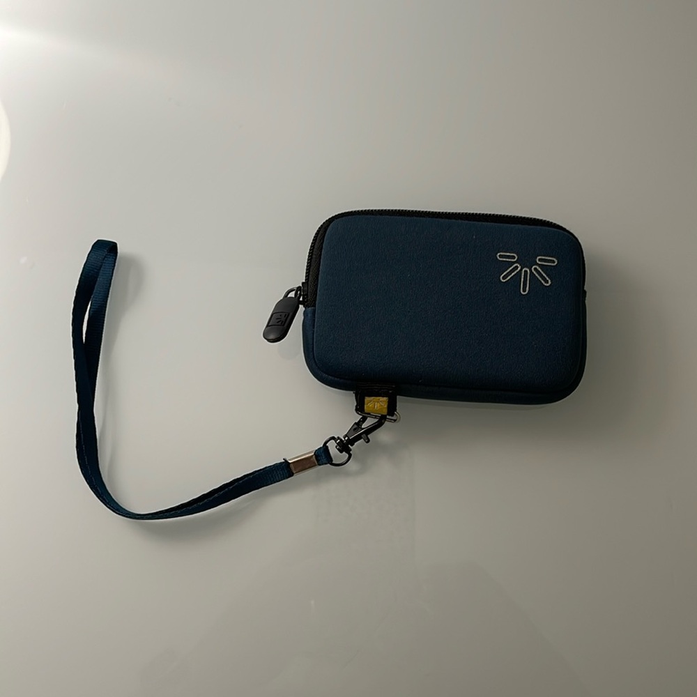 Case Logic - Point-and-Shoot Digital Camera Case - Blue